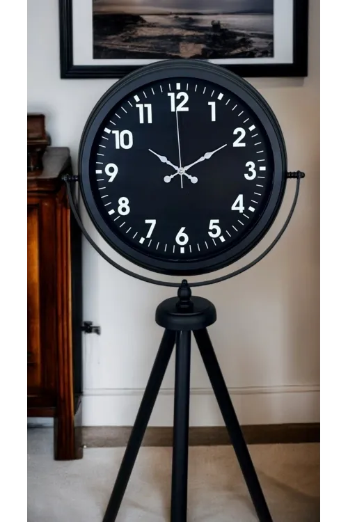 Siyah Asil Standart Stil Tripod Ayaklı Saat