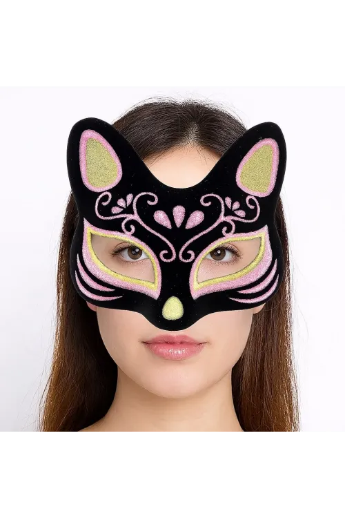 Siyah Renk Süet Kaplama Üzeri Sarı Pembe Simli Kedi Maskesi 17x14 Cm