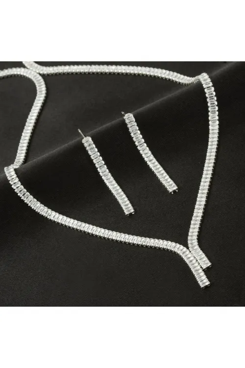 Tamtur Baget Taşlı Lüks Set Kolye 4 mm