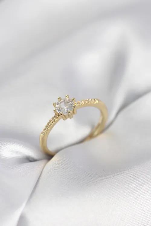 Tek Taş Model Gold Renk Zirkon Taşlı Kadın Yüzük