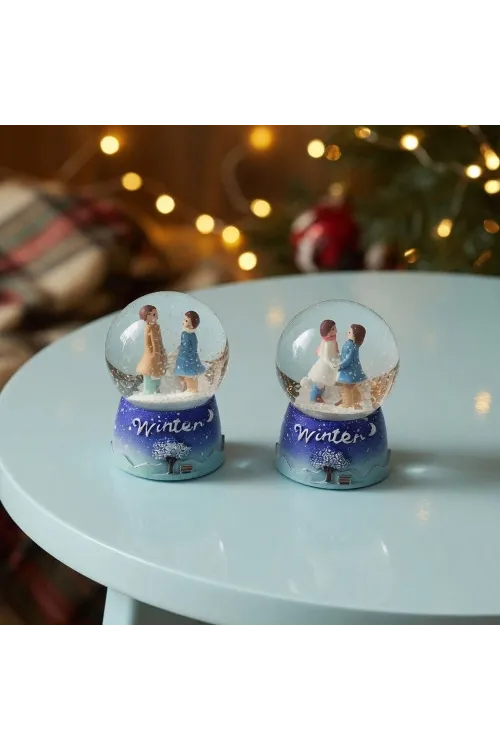 Toptan Winter Temalı Sevimli Çiftler Mini Işıklı Kar Küresi