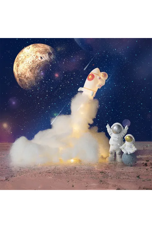 Uçan Astronot Tasarımlı Gece Lambası