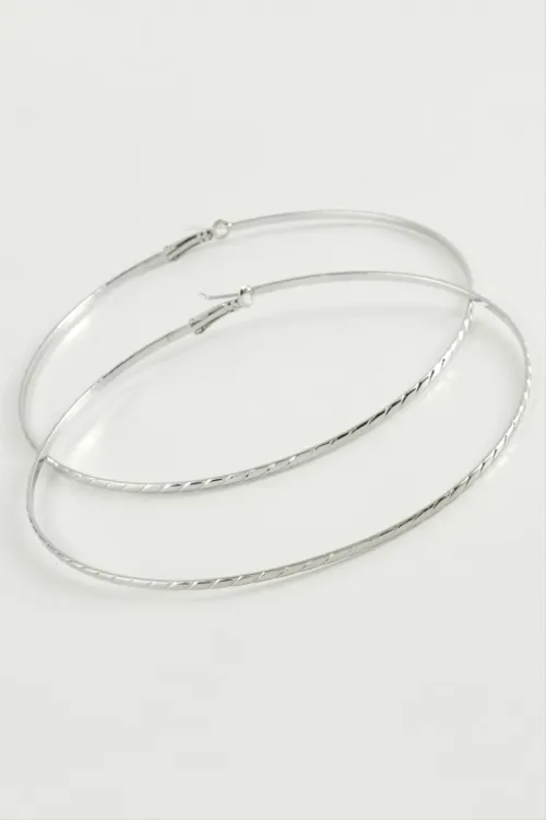 Zincir Çizgili Metal Halka Küpe 8-9-10 cm