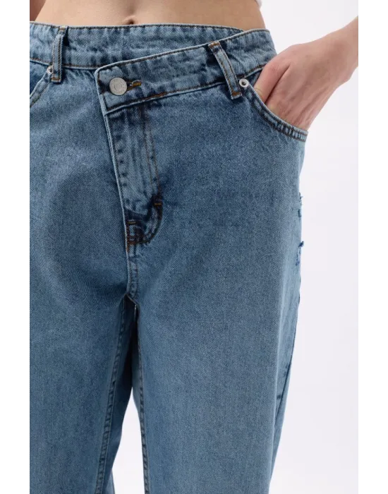 Asimetrik Bel Paça Yırtmaçlı Jean