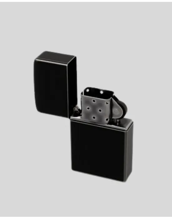 Ergonomik Metal Çakmak Mat Kaplamalı Ve Şık Tasarımlı Aksesuar