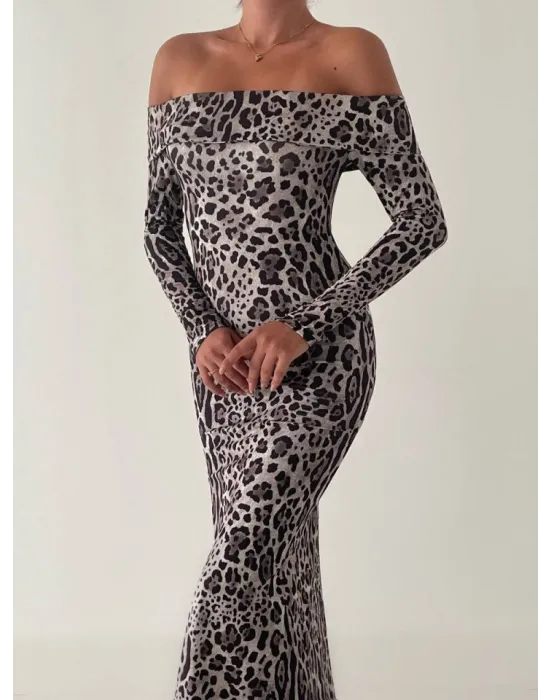 Kadın Madonna Yaka Dalgıç Kumaş Leopar Desen Maxi Boy Derin Yırtmaçlı Elbise