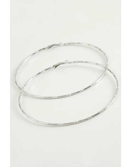 Noktalı Metal Halka Küpe 8-9-10 cm