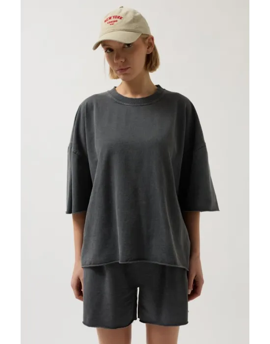 Oversize Lazer Kesim Bisiklet Yaka T-Shirt