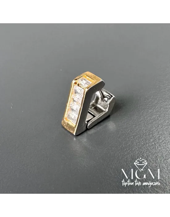 Zirkon Baget Taşlı Üçgen Küpe - Kp00103
