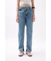 Asimetrik Bel Paça Yırtmaçlı Jean