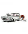 Figürü ve 1957 Chevrolet Corvette Model Aracı