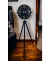 Gold Rakamlı Siyah Tripod Ayaklı Saat