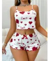 Beyaz Üstüne Kırmızı Kalp Desenli Askılı Şortlu Pijama Takımı