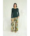Çiçek ve Yaprak Desenli Pijama Takımı