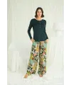Çiçek ve Yaprak Desenli Pijama Takımı