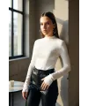 ieg™ Kadın Beyaz Parmak Detaylı Esnek Uzun Kollu Body