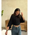 Kadın Kayık Yaka Yarasa Kol Dökümlü Kısa Bluz