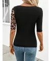Kadın Kısa Kollu Asimetrik Kesim V Detaylı Leopar Desenli Viskon Bluz