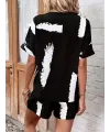 Kadın Kısa Kollu V Yakalı Desenli Bluz Ve Short Ikili Süprem Takım