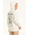 Kapşonlu Sweatshirt – Oversize Üç İplik Şardonlu Hoodie, “Other Lives” Ön - Arka Baskılı, Kanguru Cepli, Kışlık Rahat Günlük Stil - Beyaz
