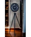 Midnight Black Tripod Ayaklı Saat