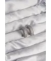 Pirinç Gümüş Renk Zirkon Taşlı Yarım Halka Küpe