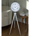 Roma Rakamlı Beyaz Tripod Ayaklı Saat
