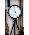 Siyah 24 Saat Göstergeli Özel Tasarım Tripod Ayaklı Saat