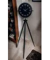 Siyah Lüks Sade Tripod Ayaklı Saat