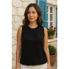 Kadın Askılı Yuvarlak Büzgü Yaka Sandy Bluz