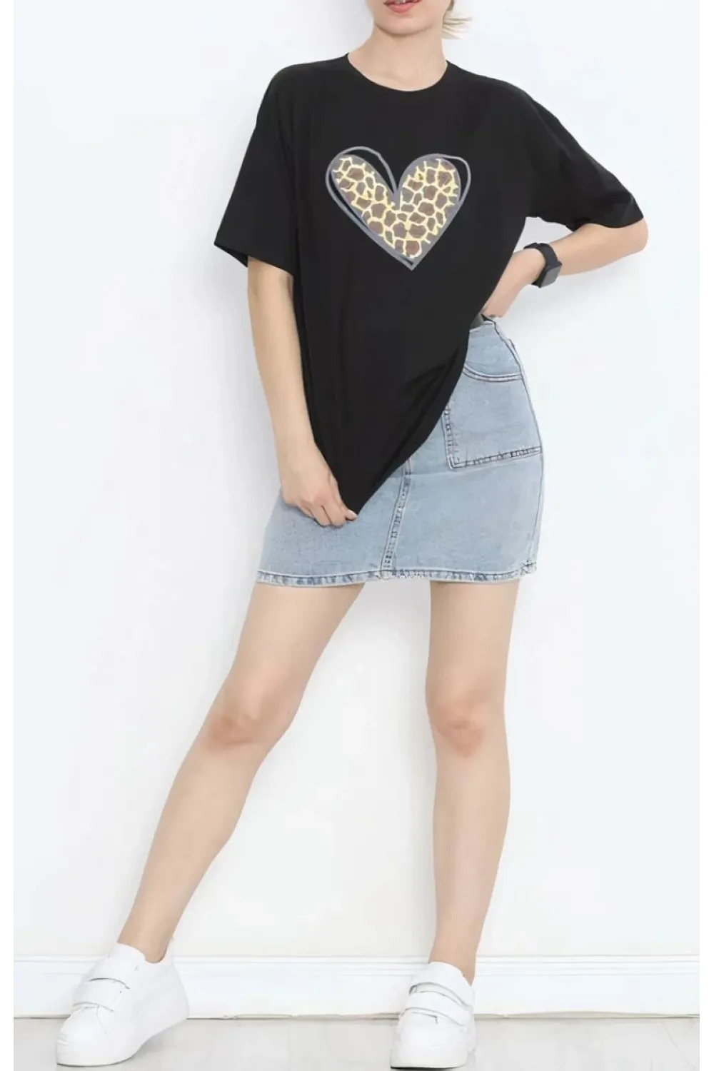 14 Şubat Sevgililer Günü Leopar Kalp Baskılı Oversize Bisiklet Yaka T-shirt - Siyah