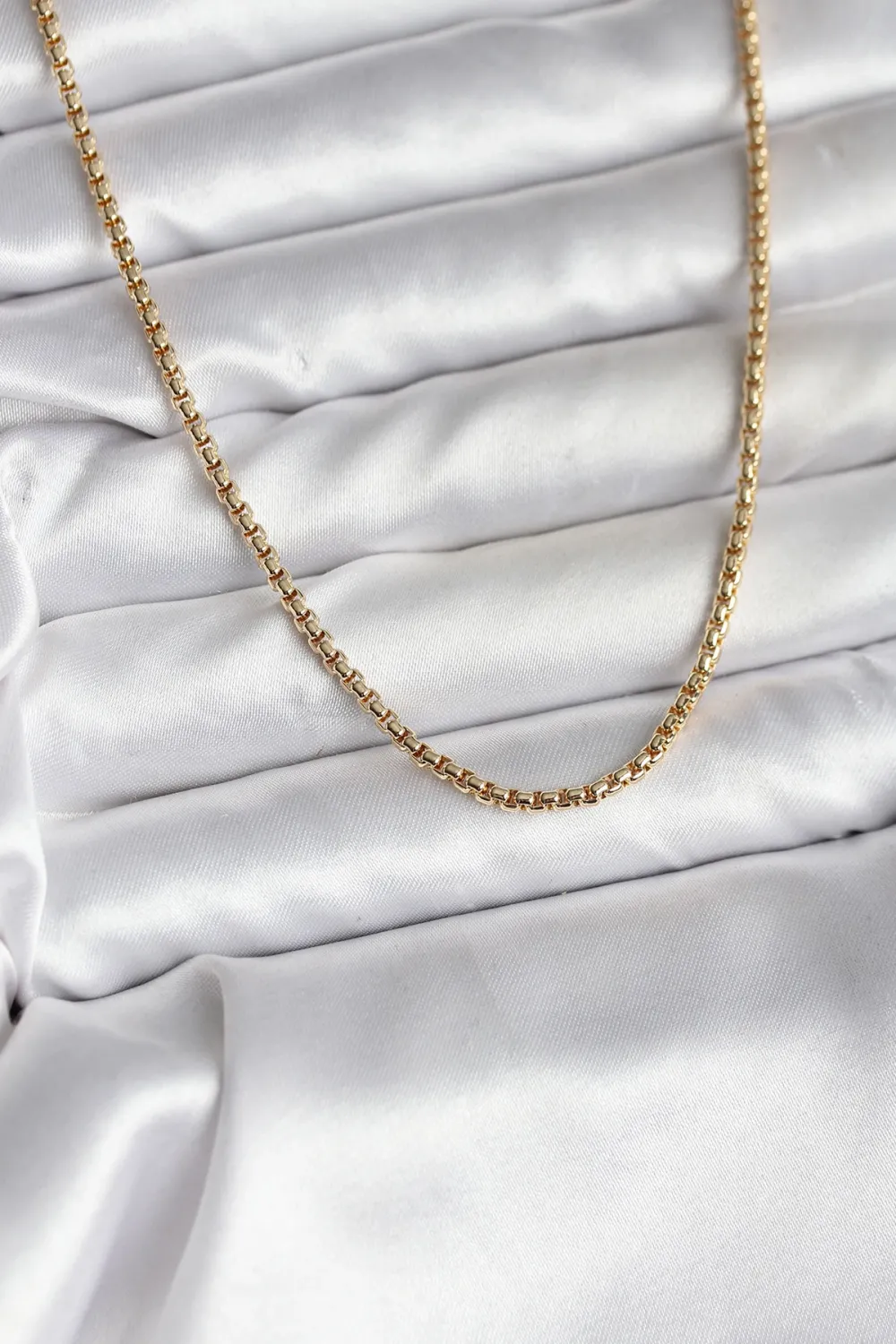 ietaks™ 14K Gold Renk Kaplama Zincir Model CM Kadın Kolye