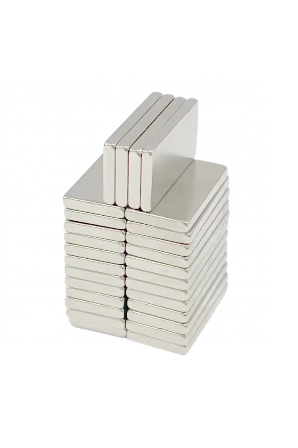 20×10×2 mm N35 Neodyum Mıknatıs – Köşeli, Nikel Kaplama (50’li Set)