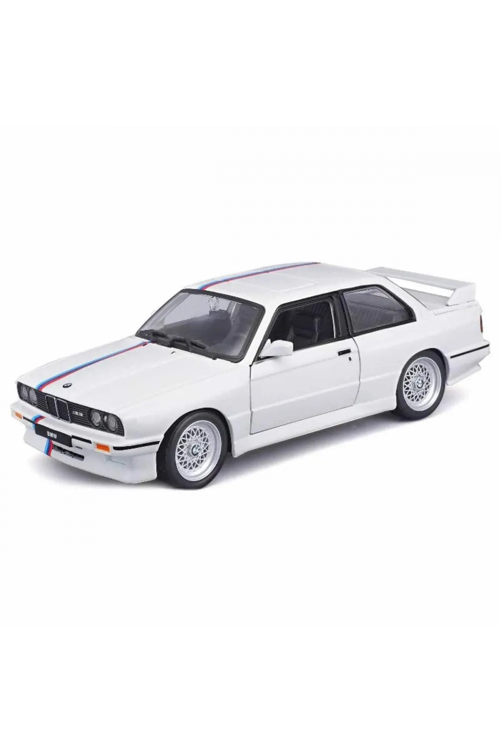 21100 Burago 1:24 BMW M3 1988 Model Araba