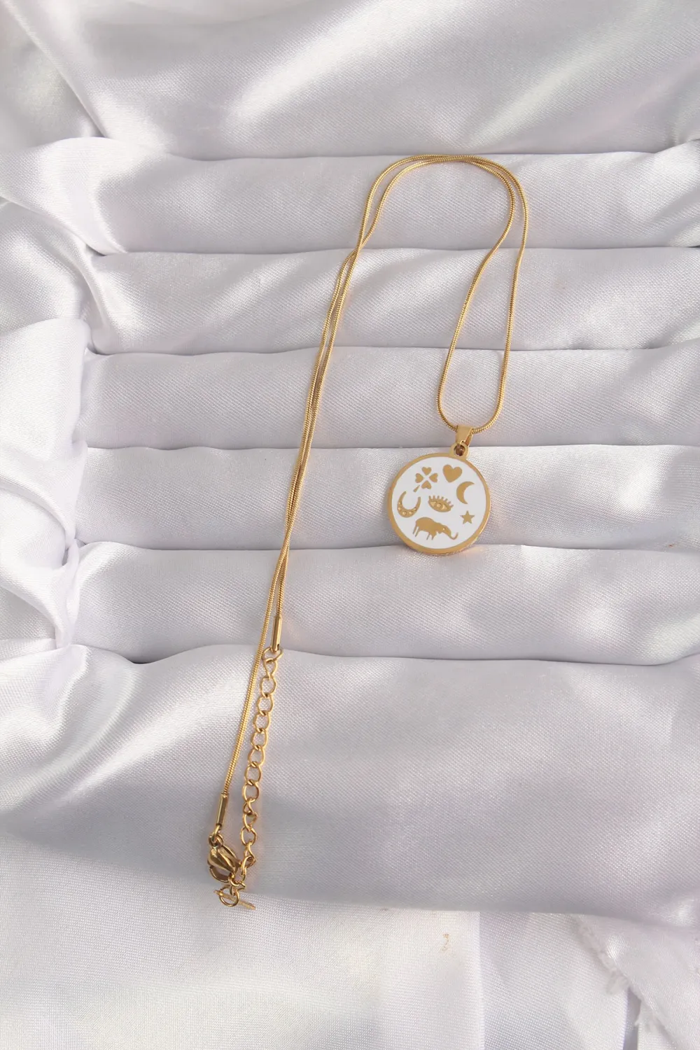 ietaks™ 316L Çelik Gold Renk Beyaz Mineli Karışık Figürlü Tarot Kolye
