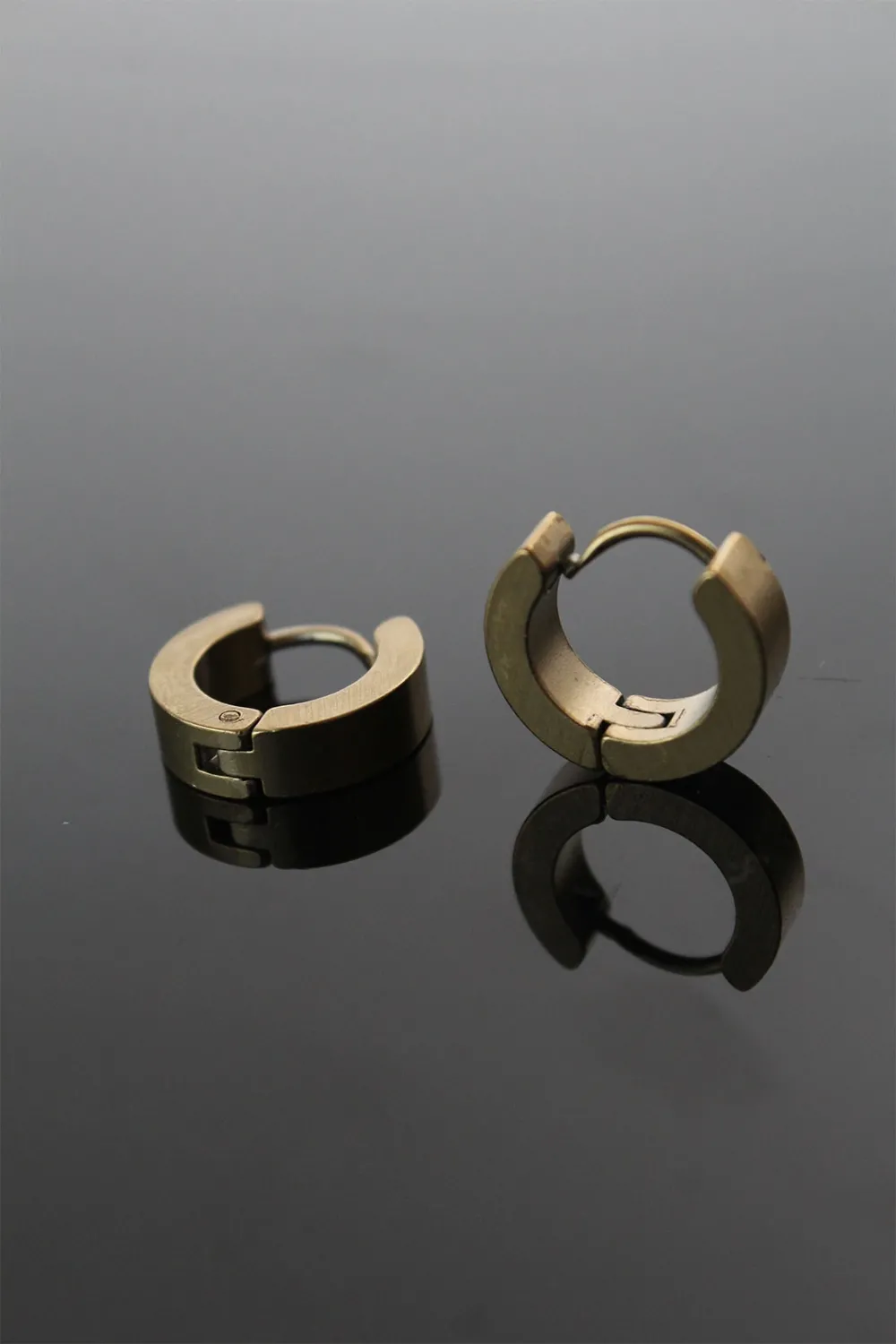 ietaks™ 316L Çelik Gold Renk Halka Model Çift Küpe