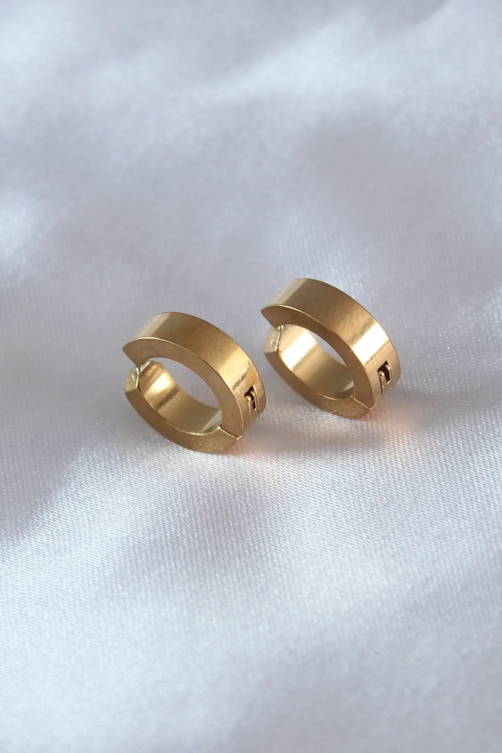 ietaks™ 316L Çelik Gold Renk Sıkıştırmalı Erkek Küpe