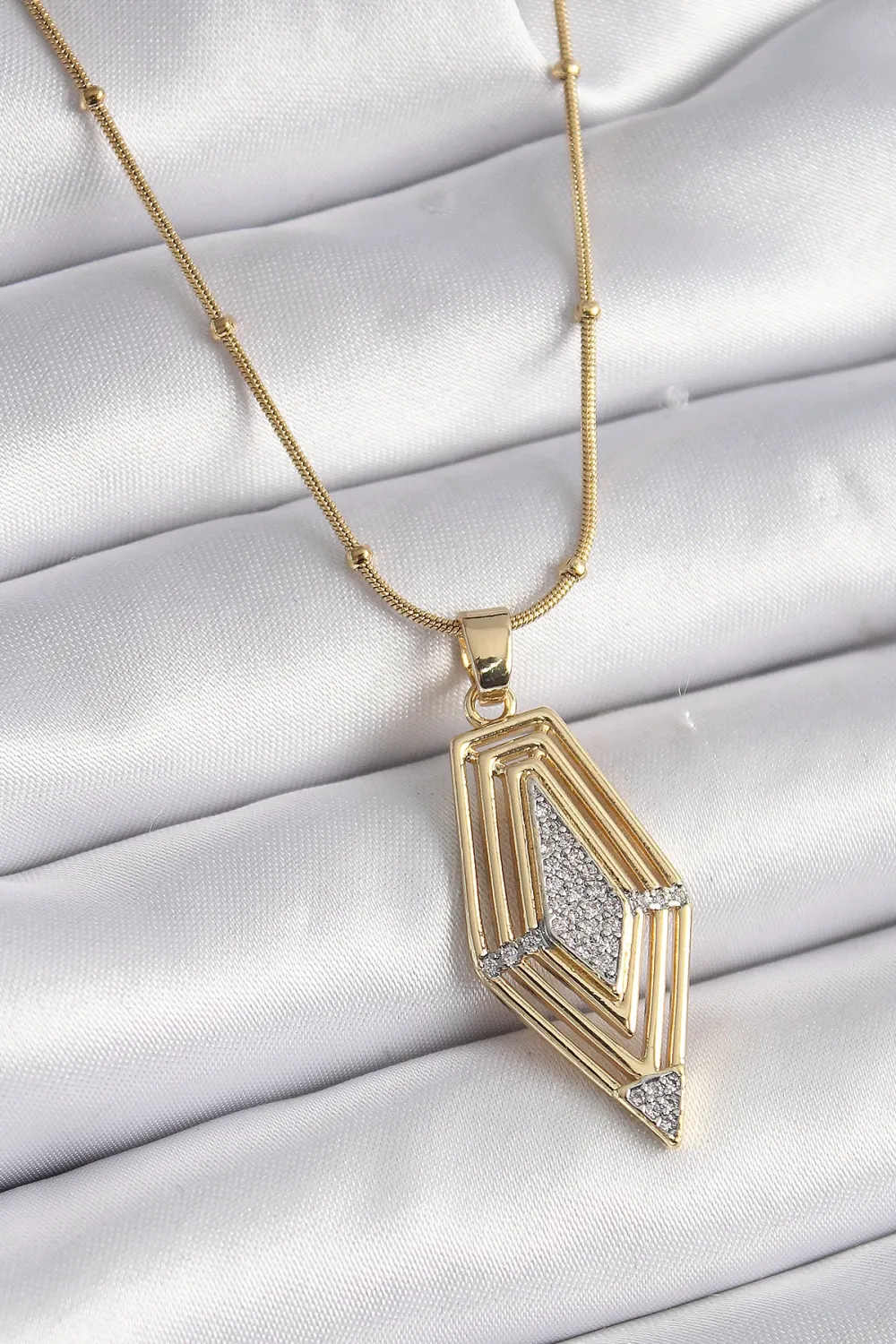 ietaks™ 316L Çelik Gold Renk Zirkon Taşlı Vintage Model Kadın Kolye
