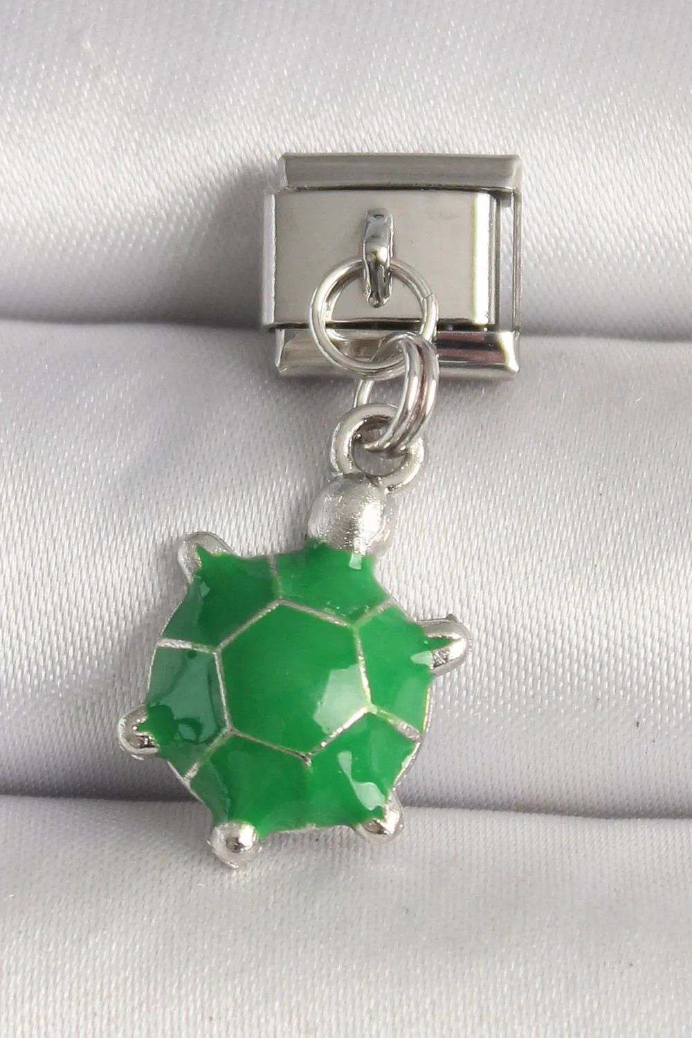 ietaks™ 316L Çelik Gümüş Renk Yeşil Kaplumbağa Model Nomination Charm