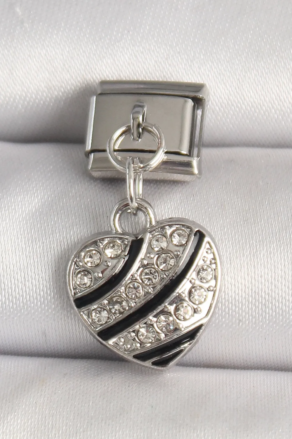 ietaks™ 316L Çelik Gümüş Renk Zirkon Taşlı Kalp Model Nomination Charm