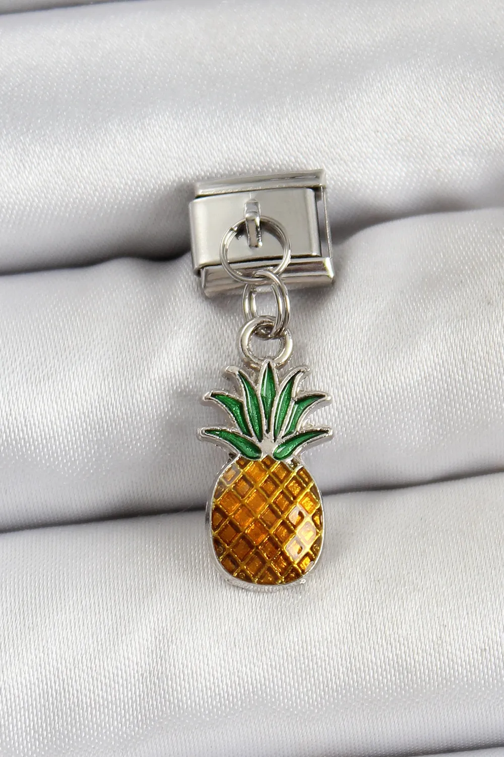 ietaks™ 316L Çelik Sallantılı Ananas Model Gümüş Renk Nomination Charm