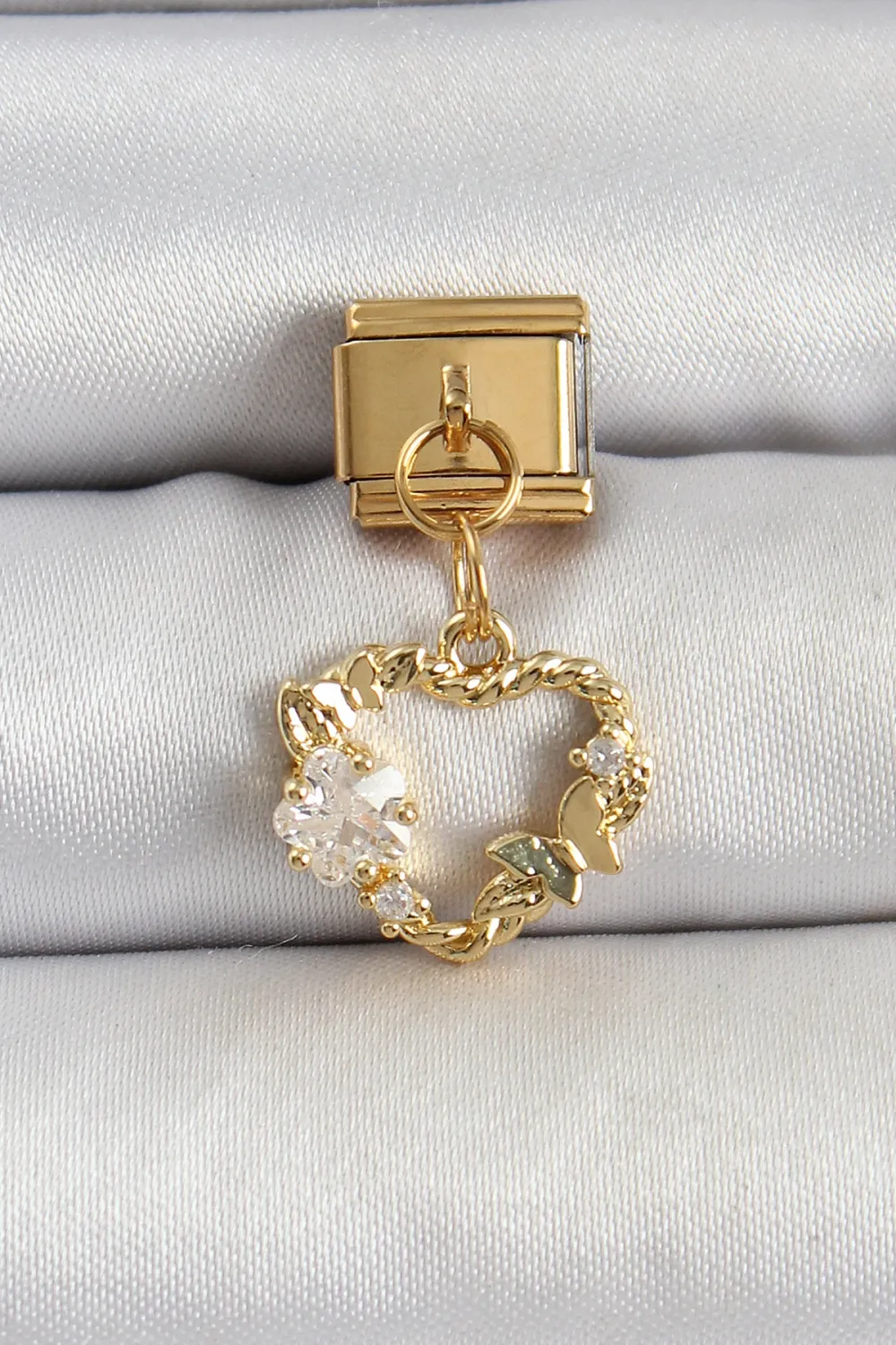 ietaks™ 316L Çelik Sallantılı Zirkon Taşlı Kalp Model Gold Renk Nomination Charm