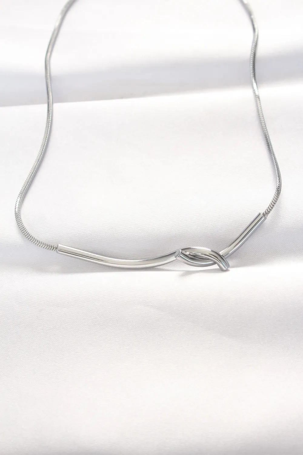 ietaks™ 316L Çelik Silver Renk Kolye