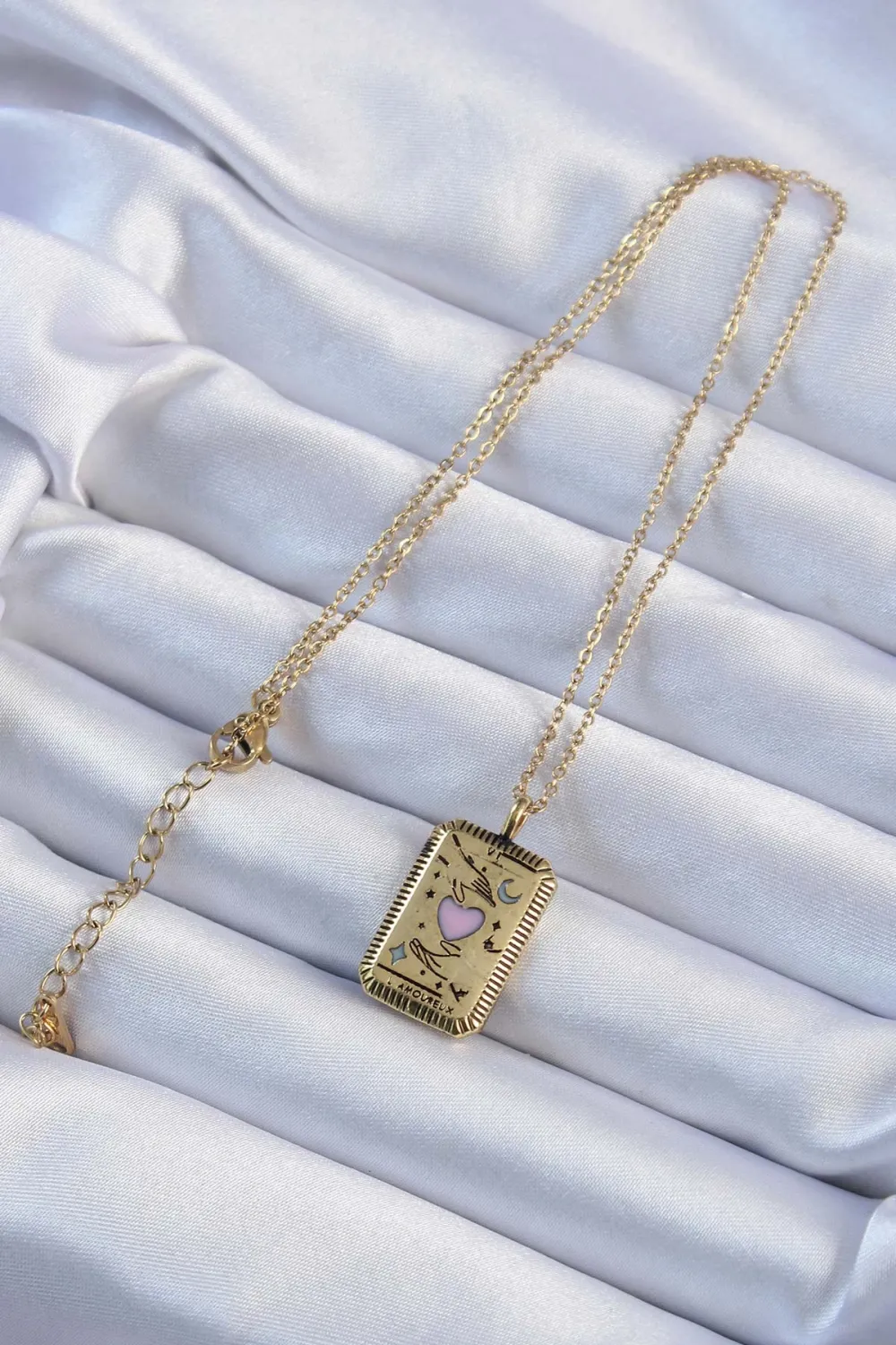 ietaks™ 316L Çelik Zincir Eskitme Altın Renk Pembe Mineli Kalp Figürlü Tarot Kolye