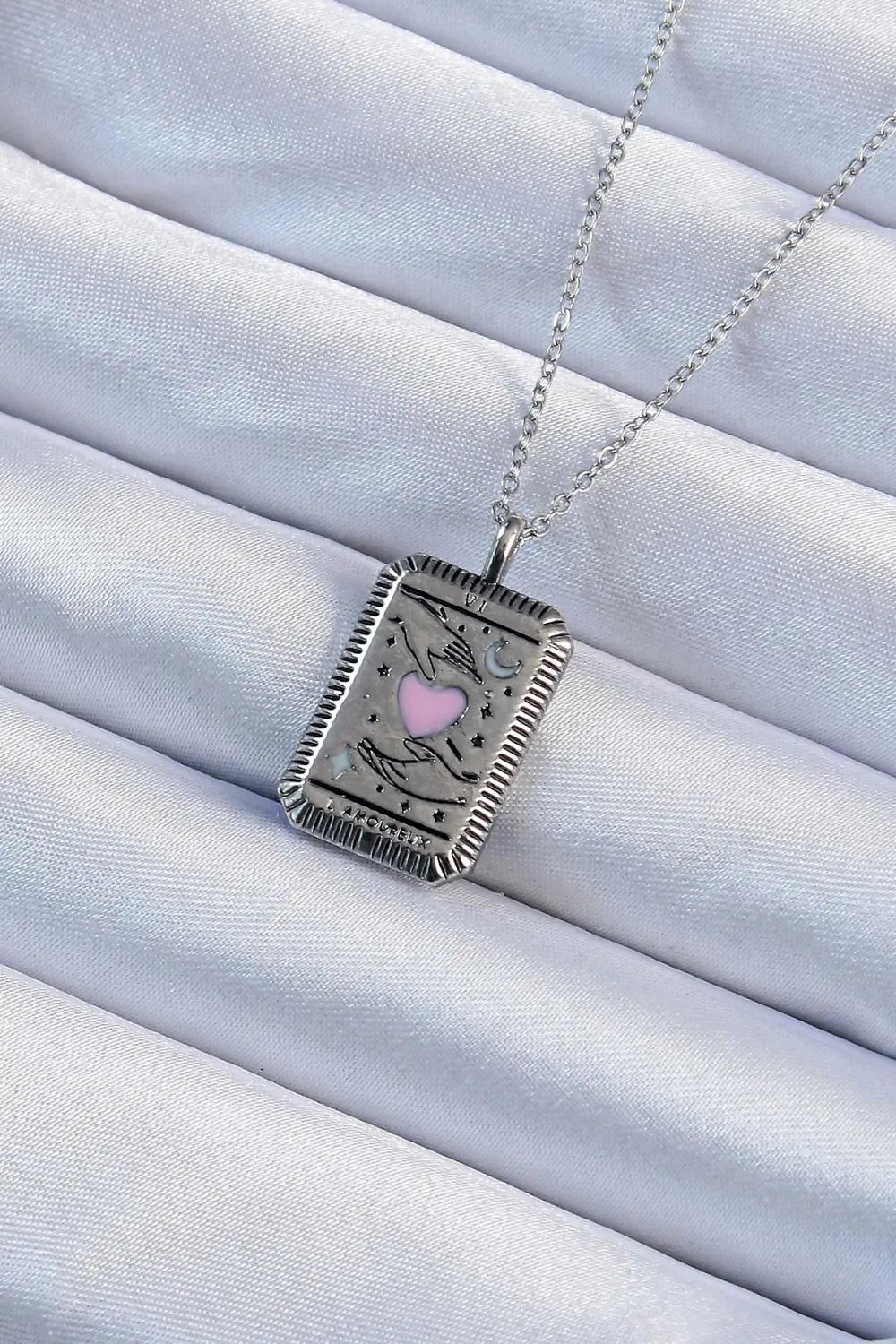ietaks™ 316L Çelik Zincir Eskitme Gümüş Renk Pembe Mineli Kalp Figürlü Tarot Kolye