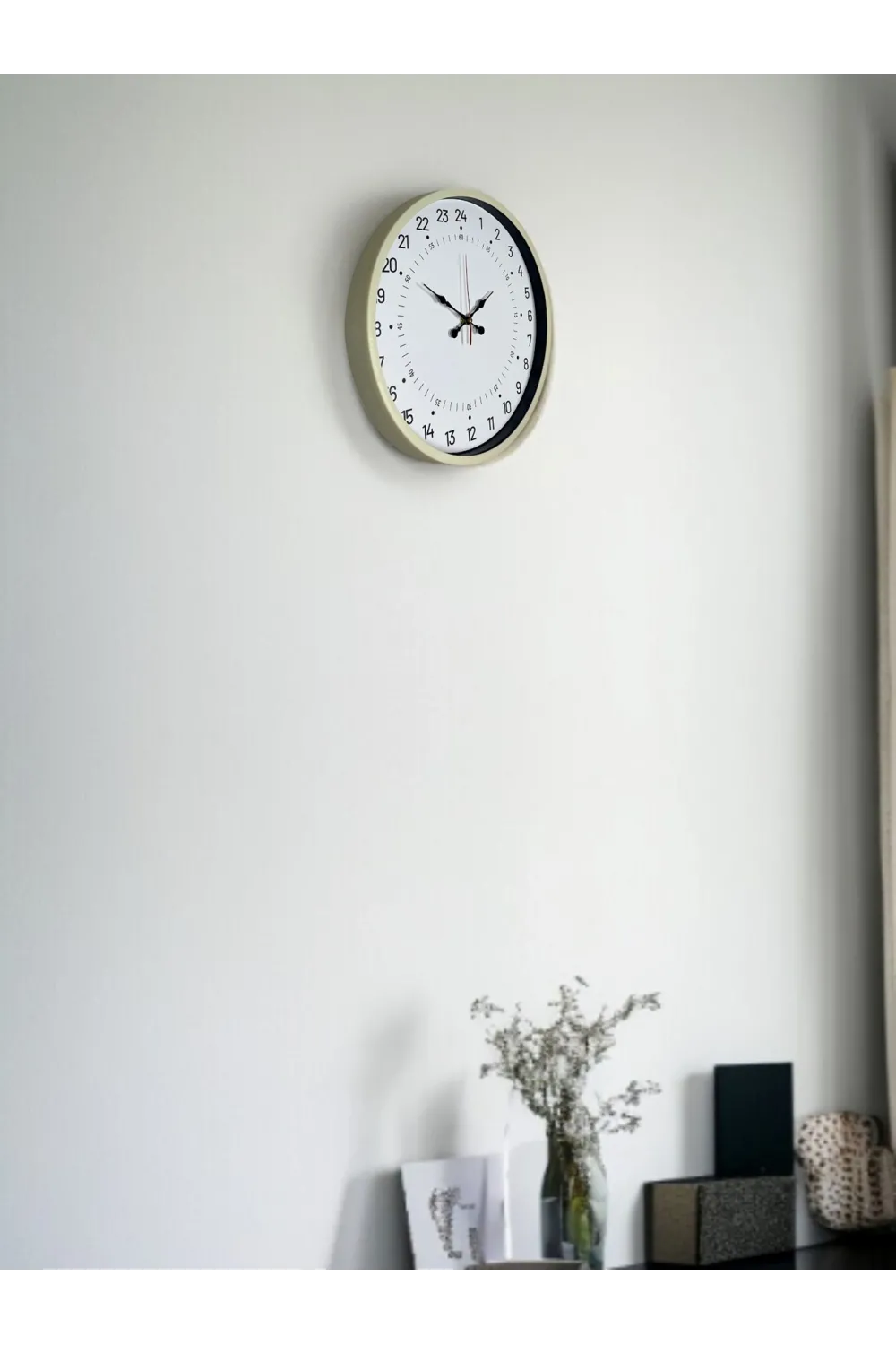 36 Cm Krem 24 Saat Göstergeli Duvar Saati
