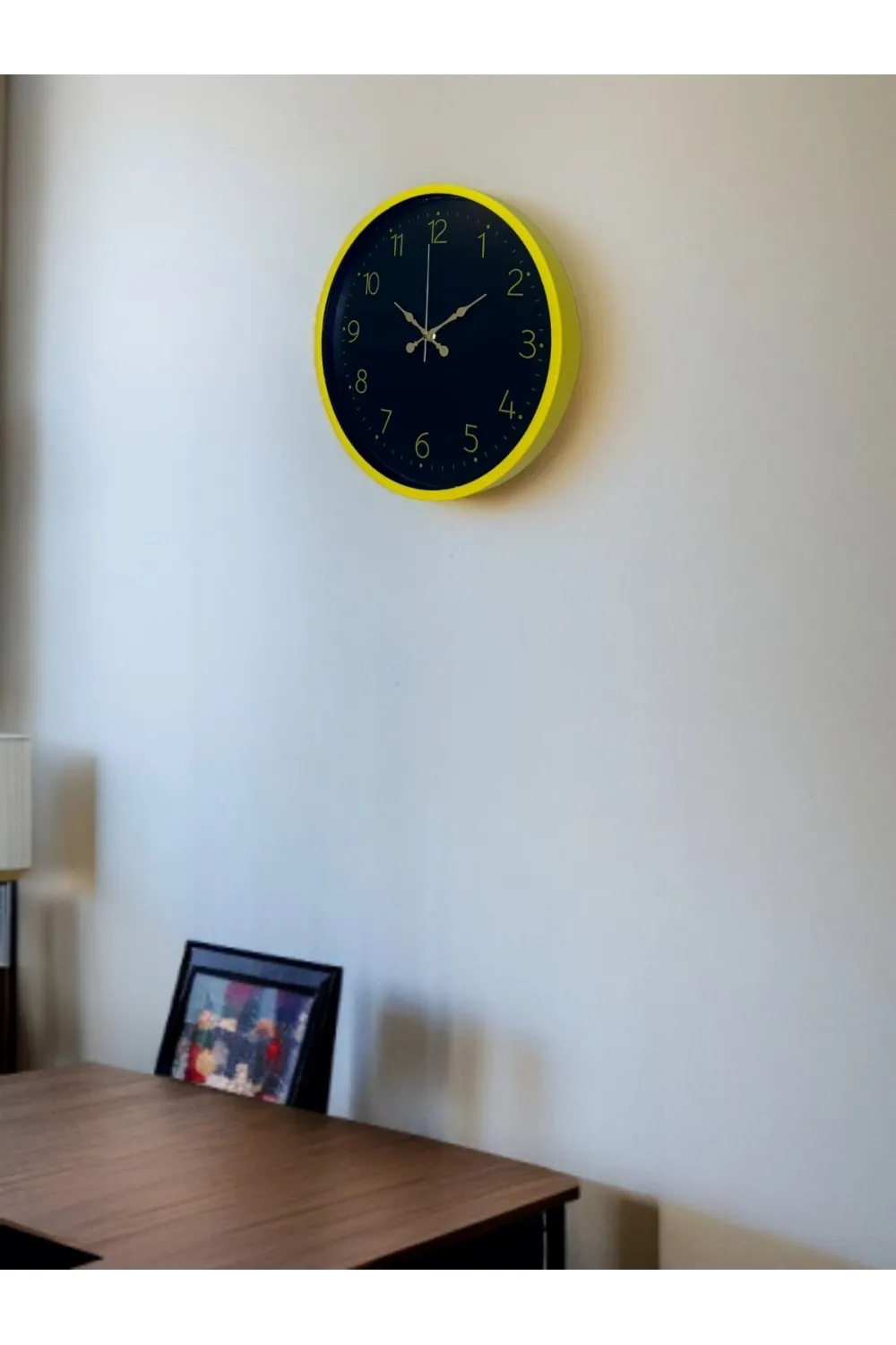 36 Cm Sarı Şık Duvar Saati