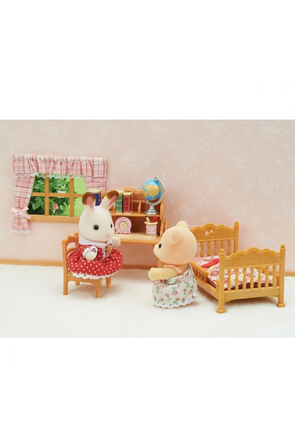 5338 Sylvanian Families, Çocuk Yatak Odası Seti, +3 yaş, figürler ayrı satılır.
