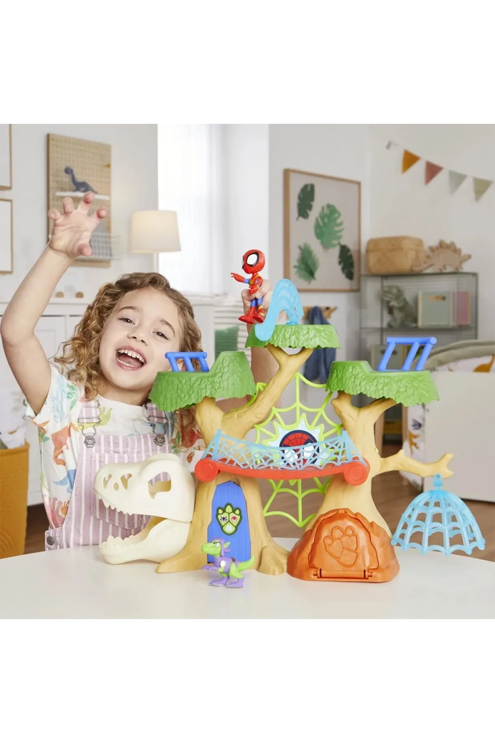 F9477 Spidey ve İnanılmaz Arkadaşları - Dino Webs Ağaç Evi Set