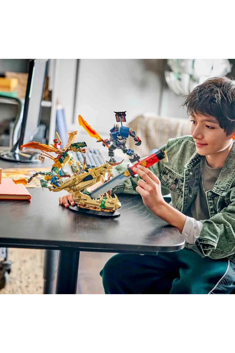 71871 Lego Ninjago Ejderha Kılıcı Savaşı 1016 parça +9 yaş